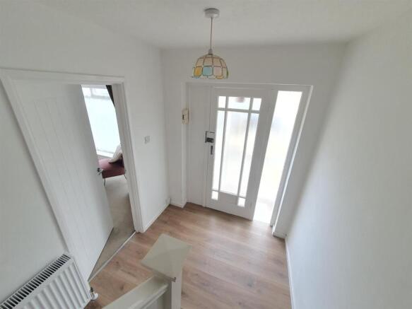 Hallway from stairs.jpg