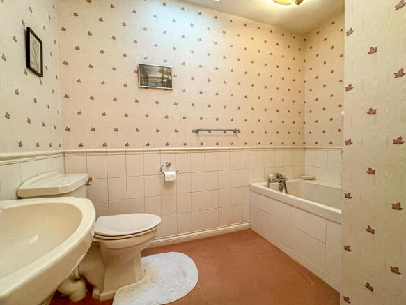 Stone Rake - Bathroom