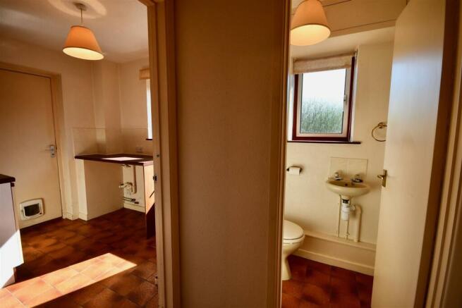 Utility & Cloakroom