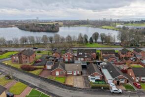 25, Lochview Drive, Glasgow G33 1QE