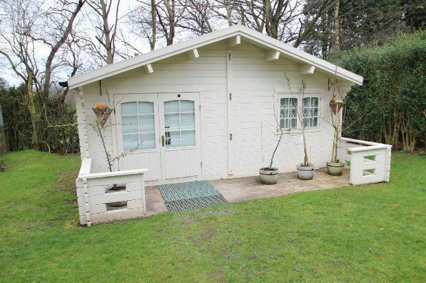 Timber Log Cabin