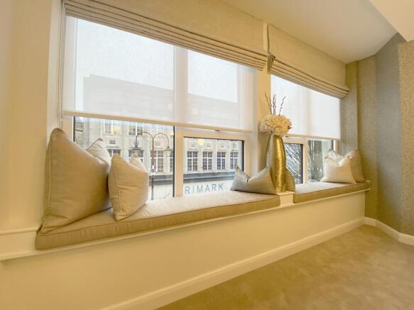 2 bed Flat for sale Image 11