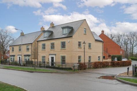Central Avenue, Brampton, Huntingdon, Cambridgeshire, PE28 4QL