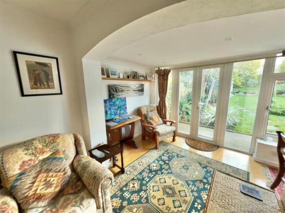 Patio Doors to Rear Garden.jpg