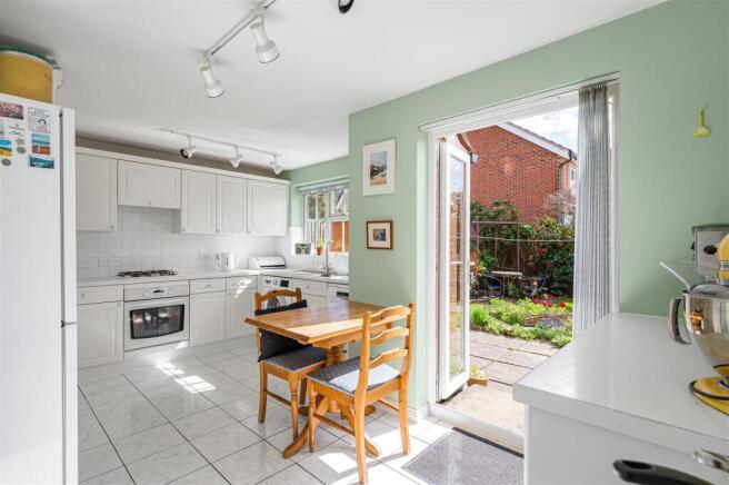 Kitchen/Breakfast Room