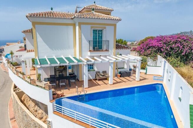 house pool