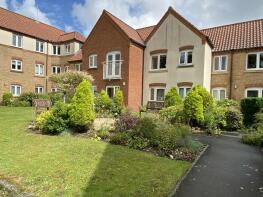 35, Ainsworth Court, Grove Lane, Holt NR25 6FD