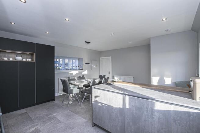 KITCHEN TO DINING