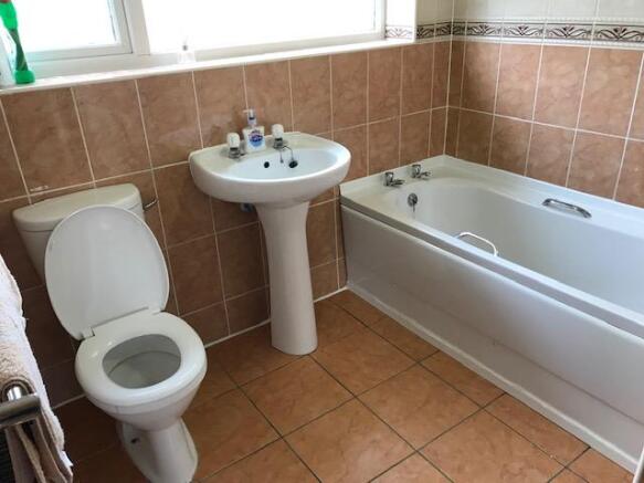 bathroom1