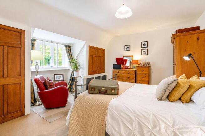 2 bed Apartment for sale Image 9