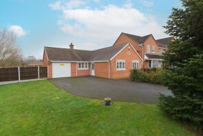 18, Erdington Close, Shrewsbury SY4 4DQ