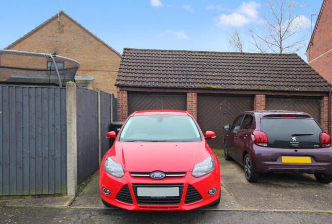 Garage & Driveway