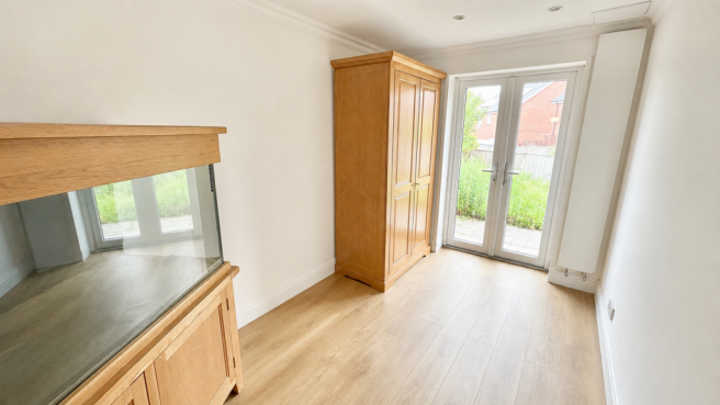 2 bed Semi-Detached Bungalow for sale Image 8