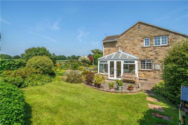 4 bed Detached for sale Image 4