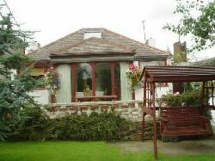 EXTERIOR AND GARDEN