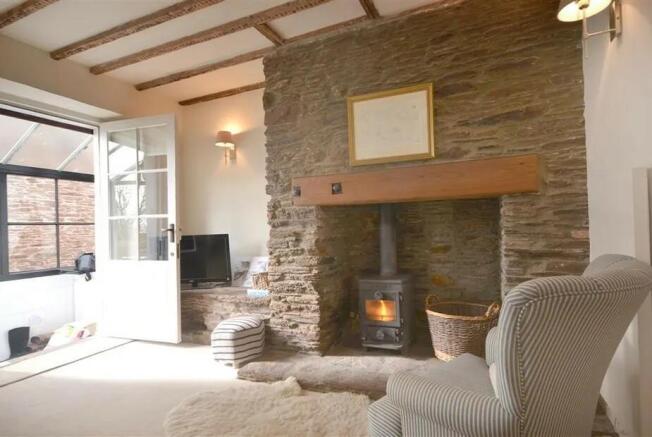 hero_1lfyz31lh--2262_2south2_southv_lounge_1_web.j