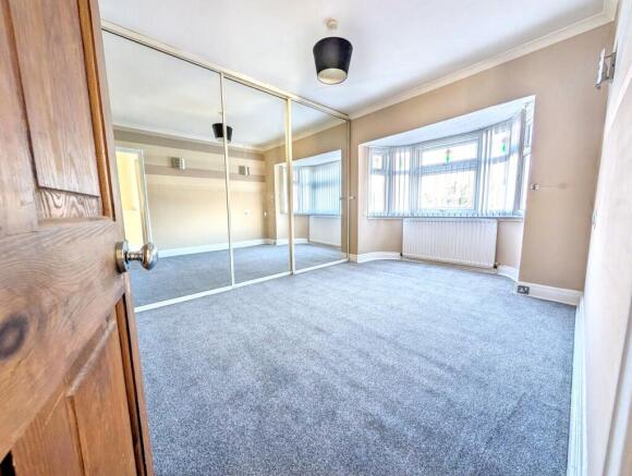 3 bed Semi-Detached for sale Image 7