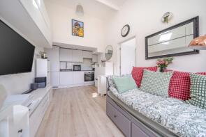 Flat 8, 53 Glassworks House, Liddon Road, Bromley BR1 2SR
