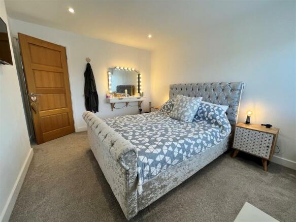 Bedroom.jpg