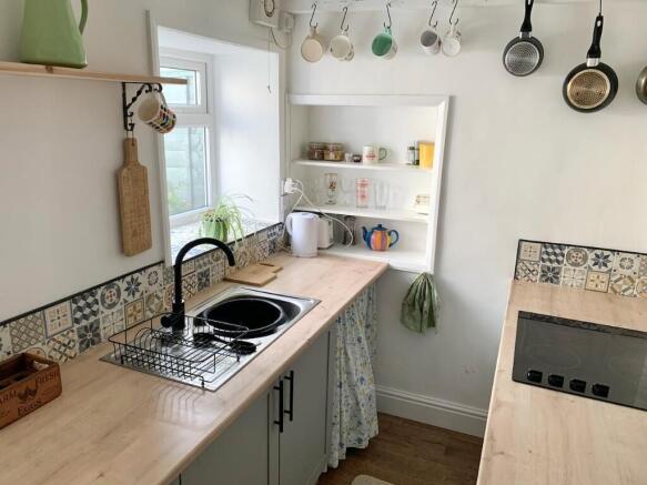2 bed Terraced for sale Image 7