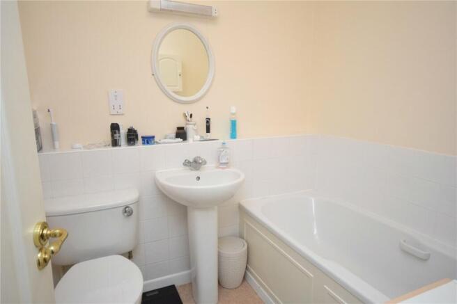 En-Suite Bathroom