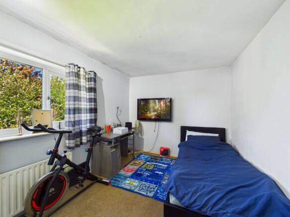 3 bed Semi-Detached for sale Image 8