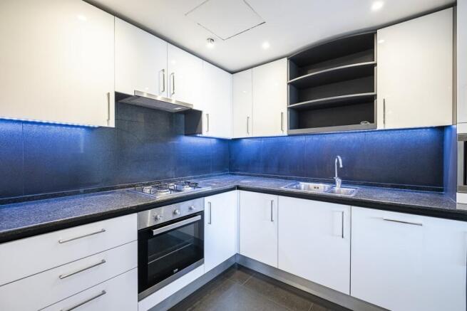Kitchen (2)