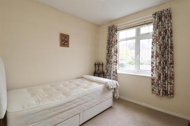 3 bed Detached Bungalow for sale Image 7