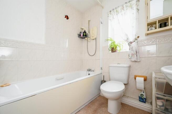 Family Bathroom: