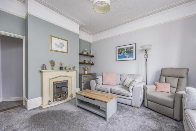 GFF, 67 North End Avenue, Hilsea-PorticoMarketing-
