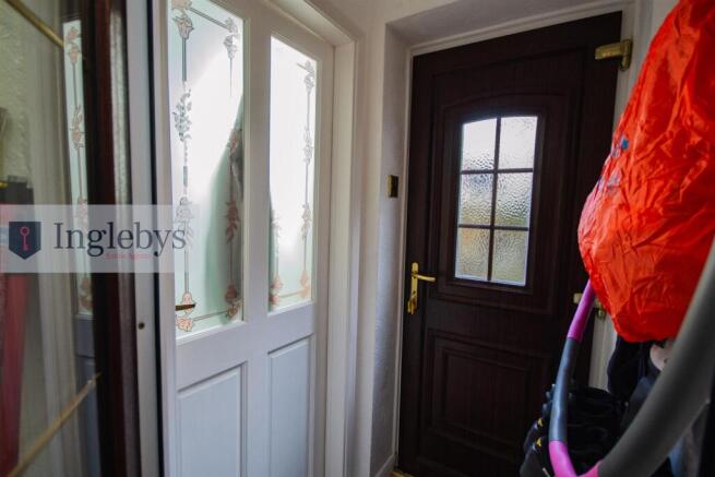 2 bed House for sale Image 11