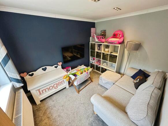 Photo 10