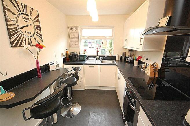 Kitchen 10 10" x 7 2