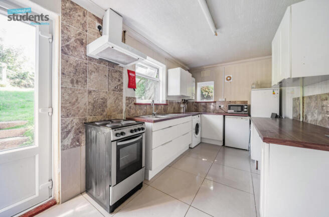 31c06644-f37a-44c...