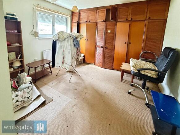 3 bed Semi-Detached for sale Image 5