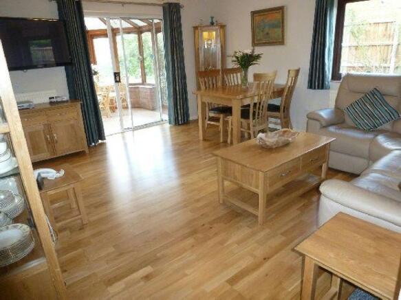 Sitting/Dining Room