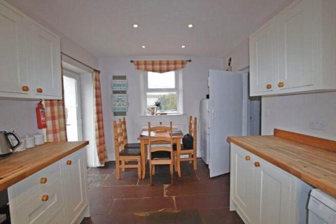 Fitted kitchen...