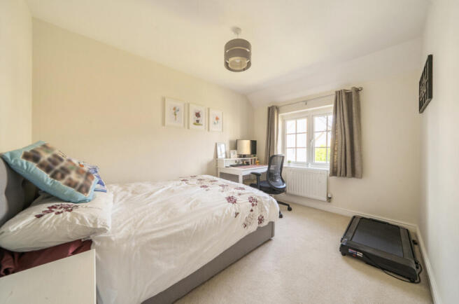 3 bed Semi-Detached for sale Image 12