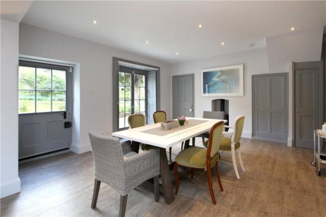 Breakfast Room