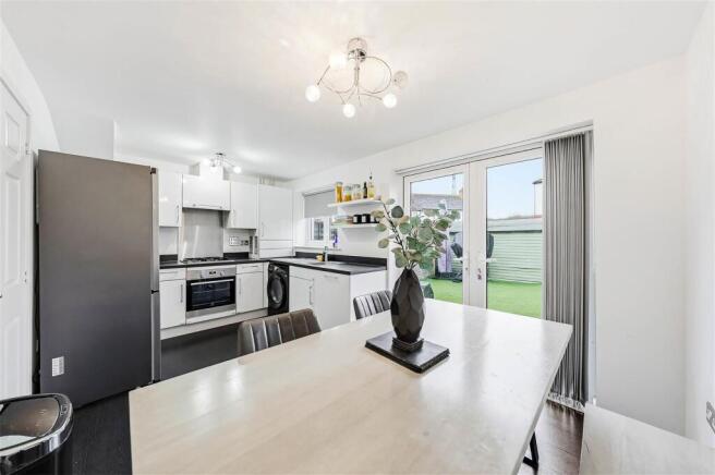 Ellingham View, Dartford photo 3