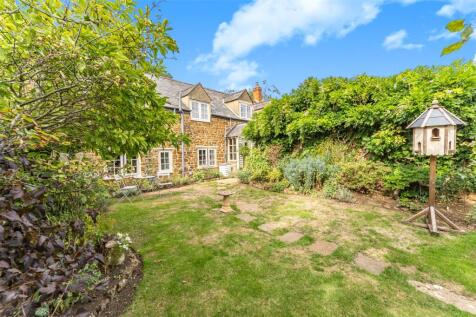 Oxford Road, Adderbury, Banbury, Oxfordshire, OX17