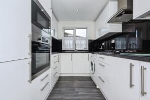52, Lime Close, South Ockendon RM15 6NW