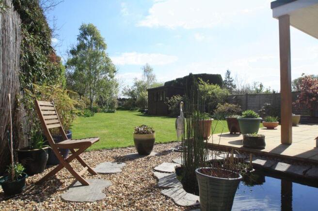 Rear Garden &a...