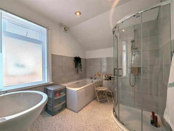 2 bed Terraced for sale Image 10