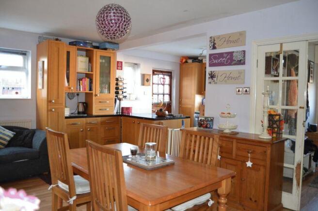 Open plan kitc...