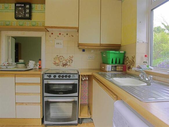 KITCHEN/BREAKFAST RO