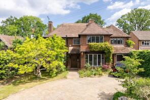 8 Magnolia, Heatherdene, Leatherhead KT24 6LH
