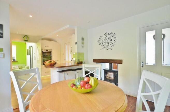Diner/kitchen
