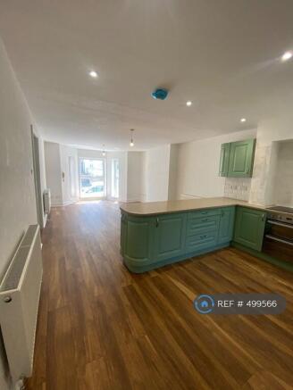 Kitchen/Living Area