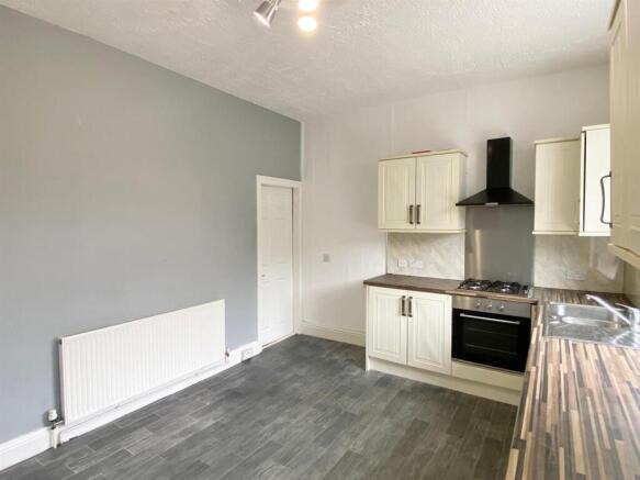 2 bed Terraced for sale Image 4